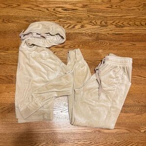 Aerie OFFLINE Cozy Cream/Tan Velour set